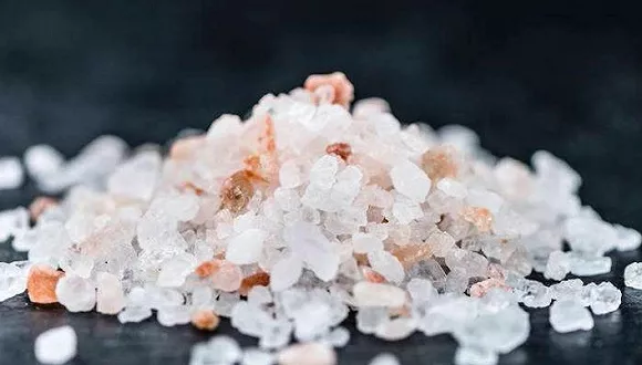 中國(guó)首次推出“食品工業(yè)減鹽指南”，目標(biāo)2030年加工食品減鹽20%