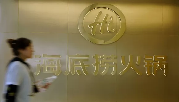 海底撈再爆食安問題！蘸料里有蒼蠅，涉事店停業(yè)整改