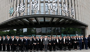 九毛九凈賺3.3億，楊國福跑步上市，餐飲業(yè)的風(fēng)往這里吹……