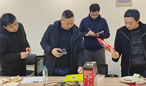 三全、灣仔碼頭、山姆...5款冰花煎餃火熱開評(píng)，顏值+內(nèi)涵誰(shuí)更驚艷？