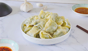 從盒馬爆款到餐桌革命：板藍(lán)根青菜邂逅全產(chǎn)業(yè)鏈豬肉，揚(yáng)翔解鎖健康飲食新密碼